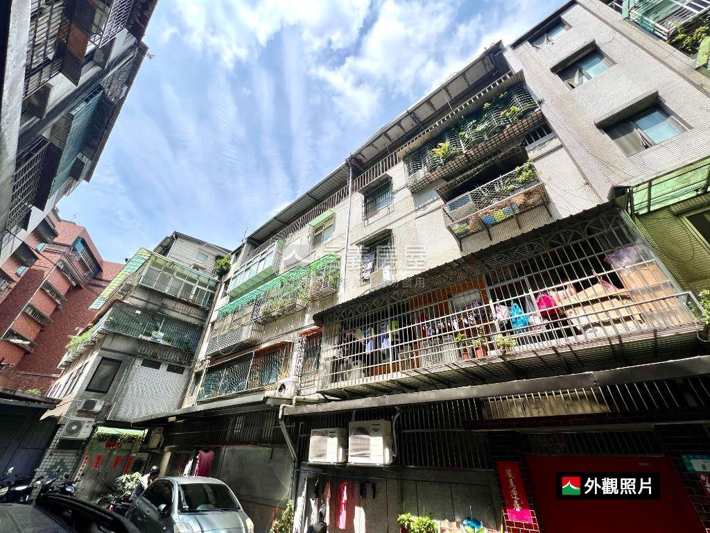 板橋裝潢三房面寬採光房屋室內格局與周邊環境