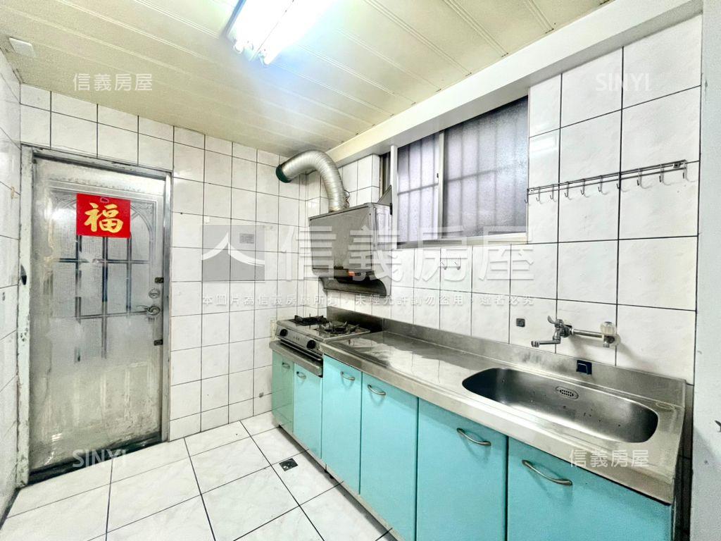 民權西路捷運公園珠寶盒房屋室內格局與周邊環境