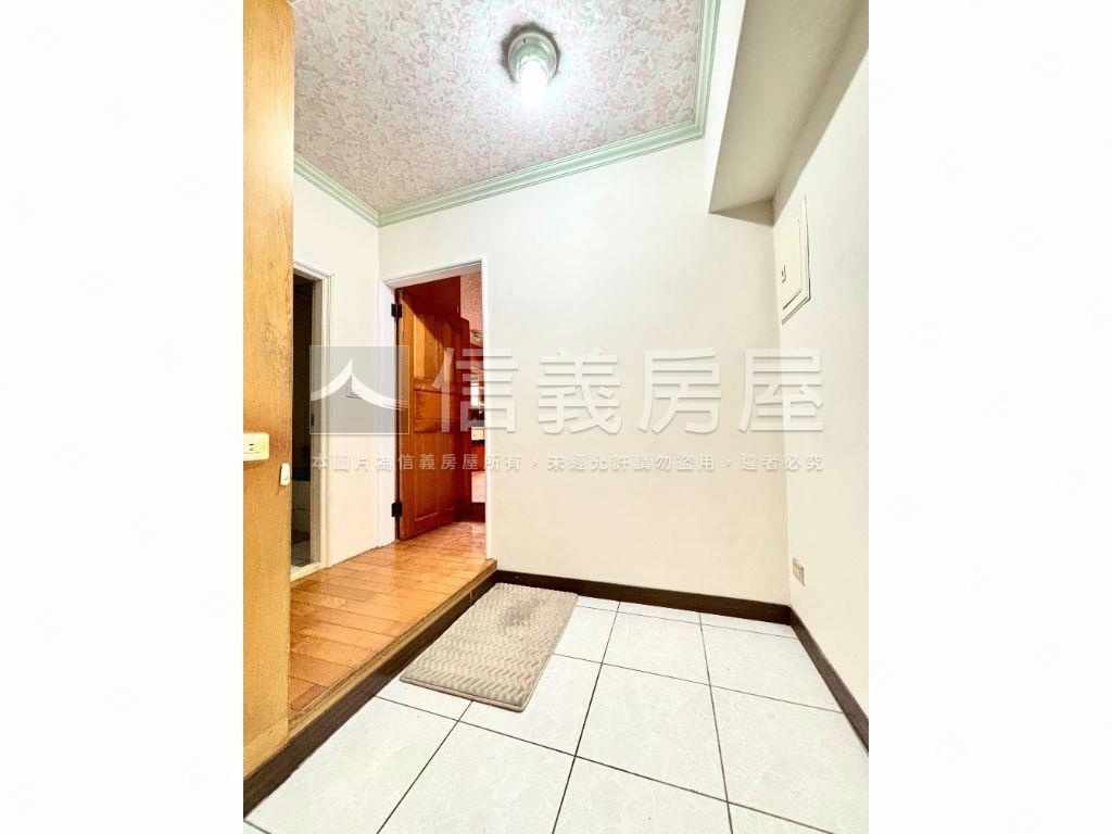 近五權車站住店房屋室內格局與周邊環境