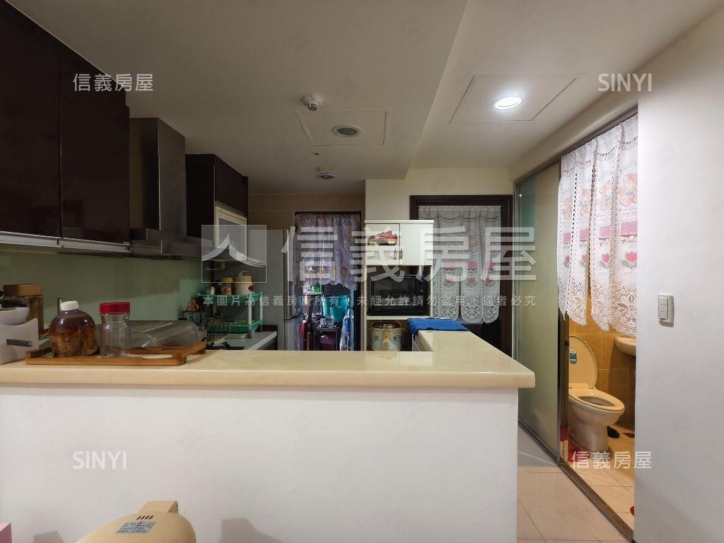 大學哈佛景觀視野高樓兩房房屋室內格局與周邊環境