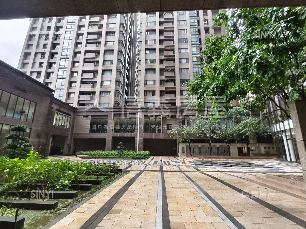 大學哈佛景觀視野高樓兩房房屋室內格局與周邊環境