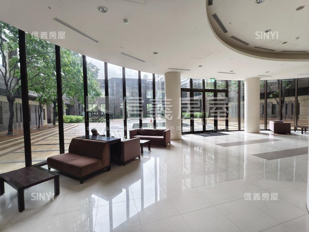 大學哈佛景觀視野高樓兩房房屋室內格局與周邊環境