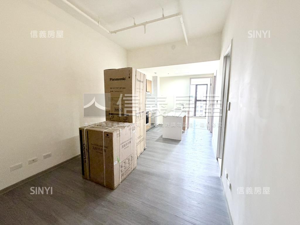 正市中心ＶＶＳ１剛交屋房屋室內格局與周邊環境