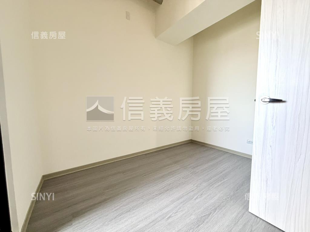 正市中心ＶＶＳ１剛交屋房屋室內格局與周邊環境