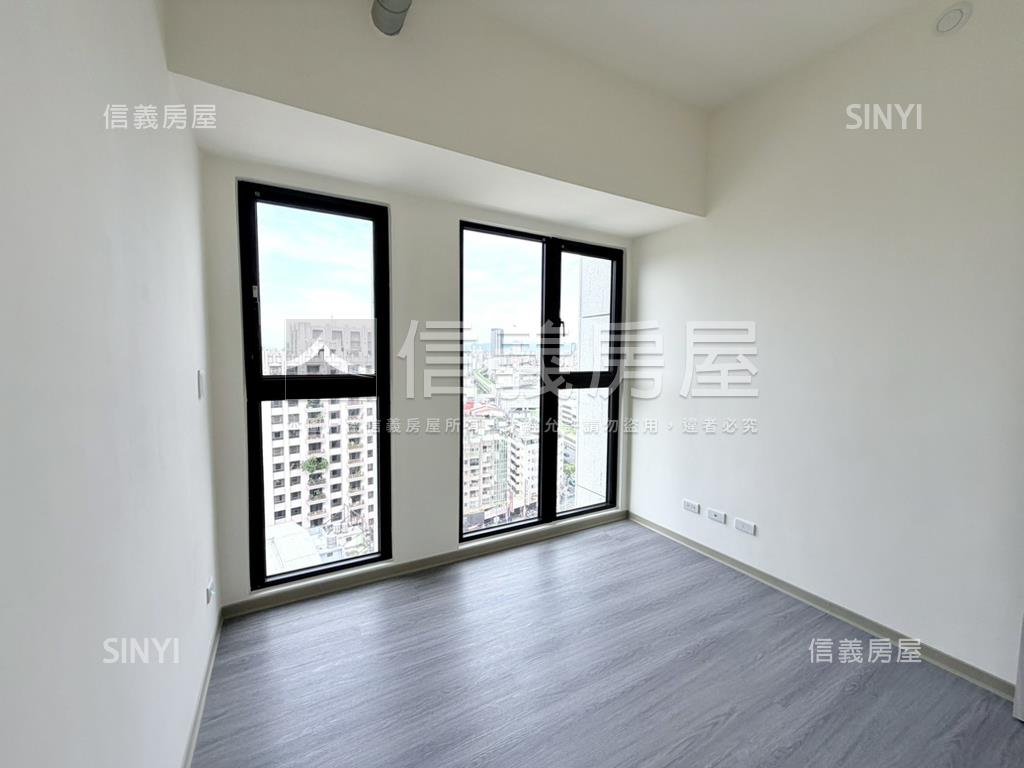 正市中心ＶＶＳ１剛交屋房屋室內格局與周邊環境