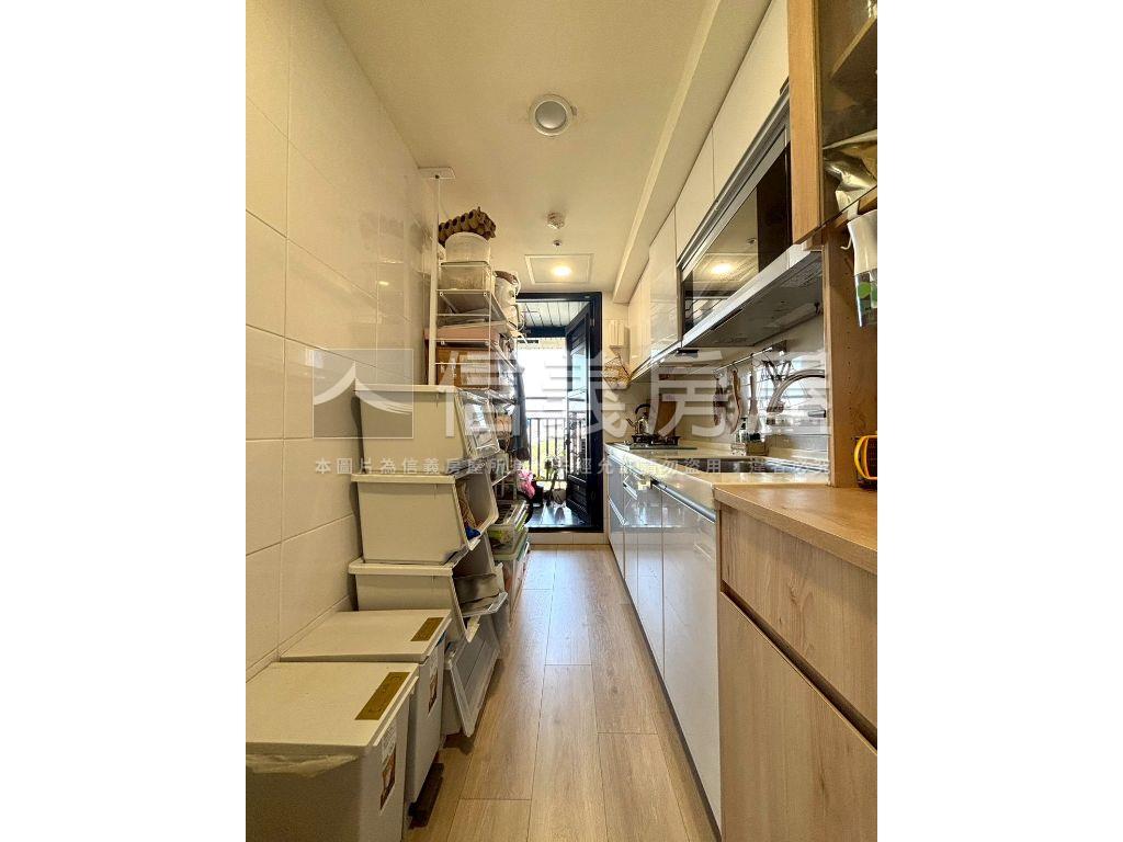 安平邊間｜棟距遠｜美宅房屋室內格局與周邊環境