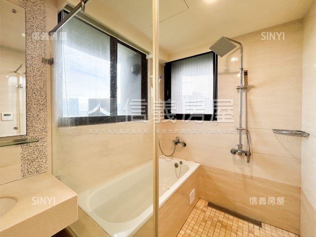 富麗河美景三房房屋室內格局與周邊環境