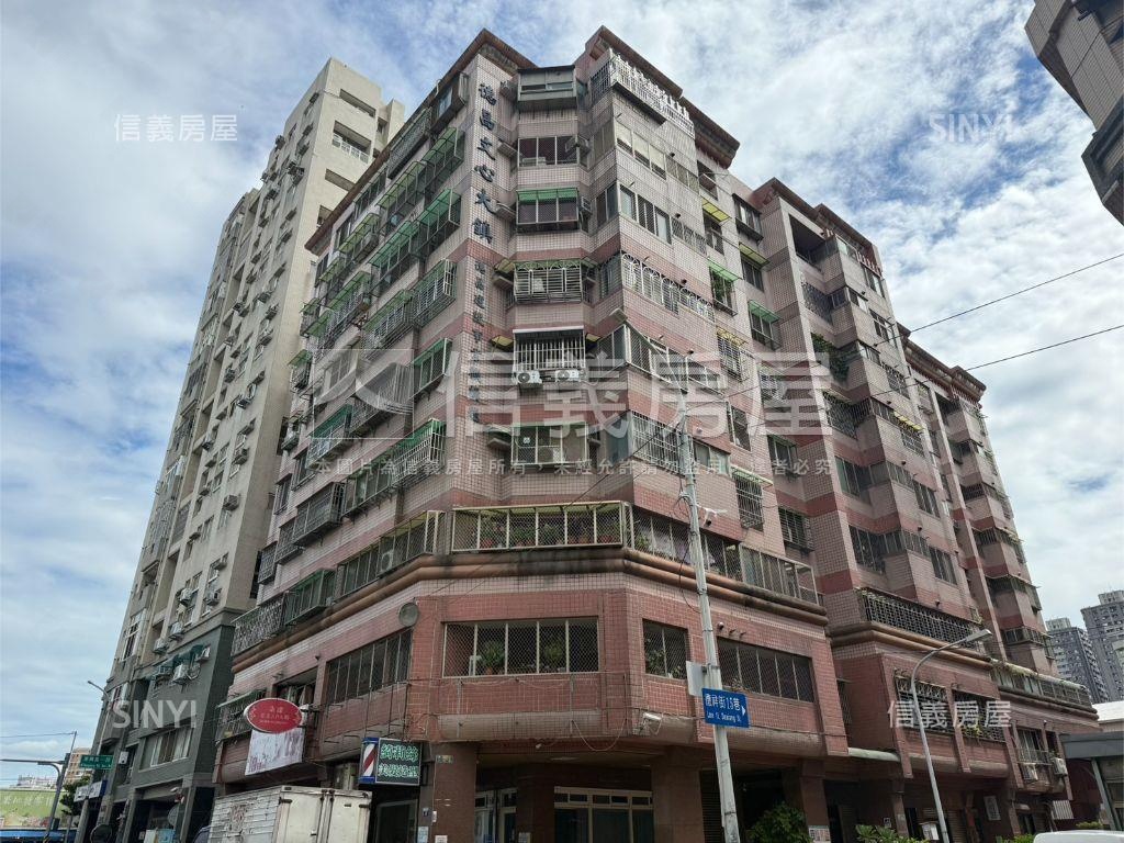 南區中山醫文心大鎮美三房房屋室內格局與周邊環境