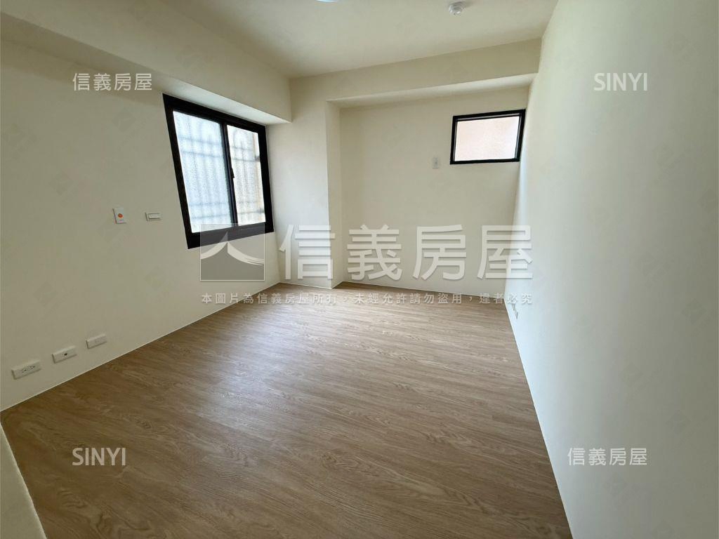 南區中山醫文心大鎮美三房房屋室內格局與周邊環境