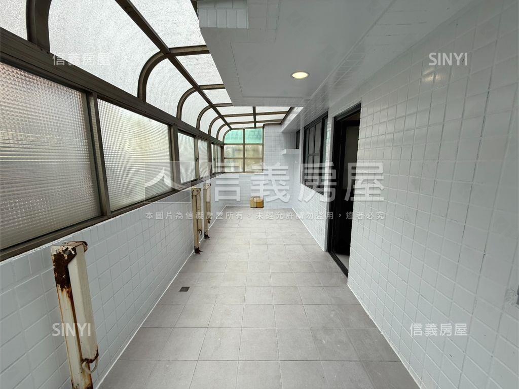 南區中山醫文心大鎮美三房房屋室內格局與周邊環境