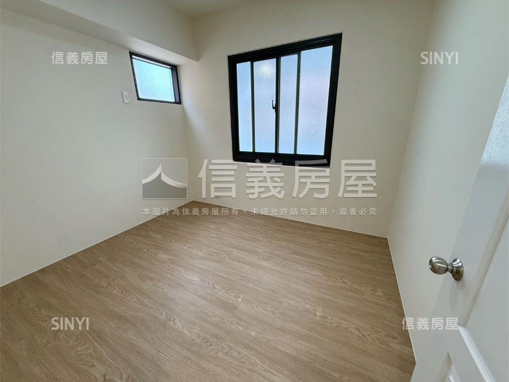 南區中山醫文心大鎮美三房房屋室內格局與周邊環境