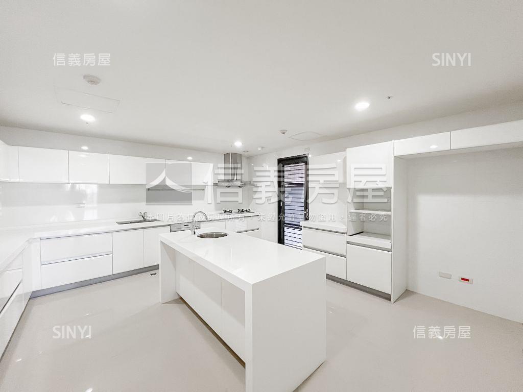 您要的大坪數四季天韻房屋室內格局與周邊環境