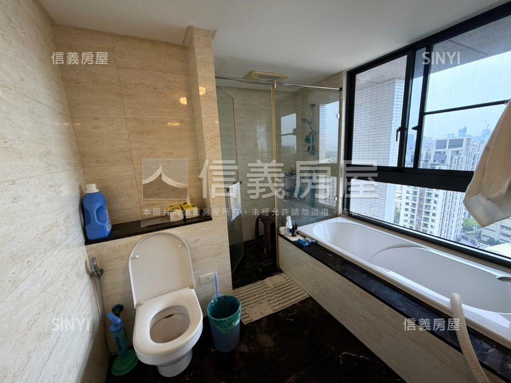 文華苑高樓層裝潢露台豪邸房屋室內格局與周邊環境