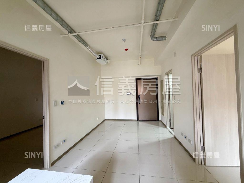 七期旁仰星殿兩房車位房屋室內格局與周邊環境