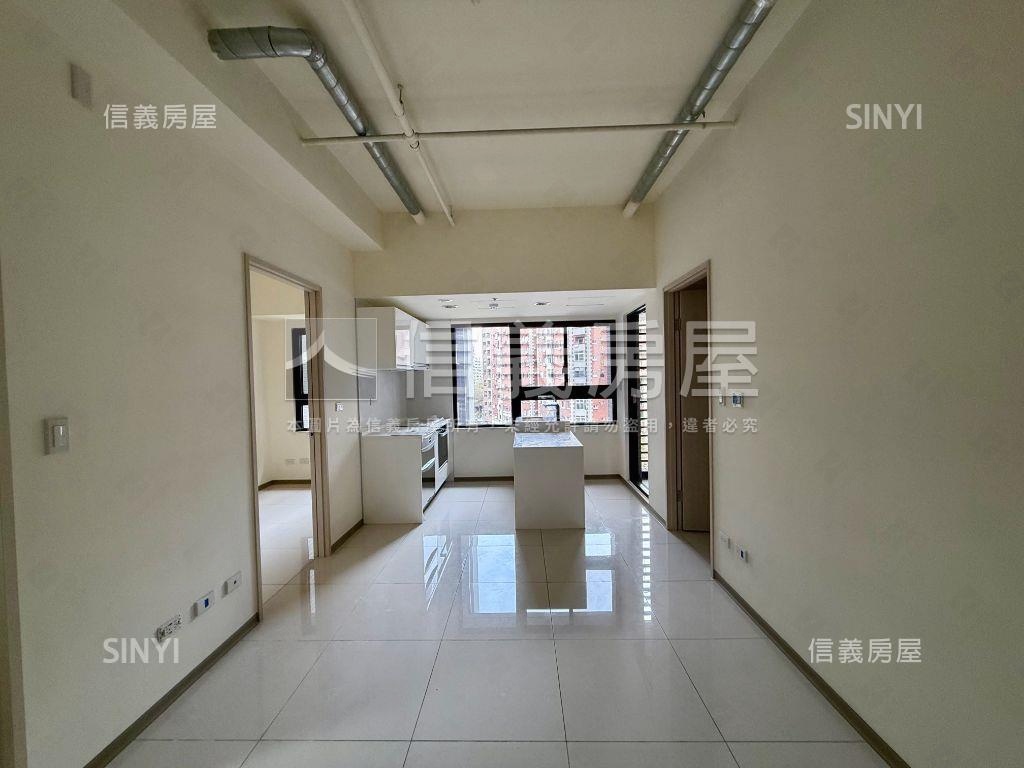 七期旁仰星殿兩房車位房屋室內格局與周邊環境