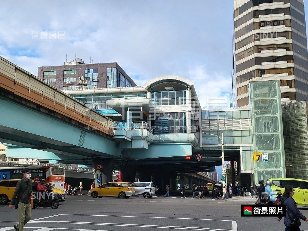 專任亞細亞高樓辦公附車位房屋室內格局與周邊環境