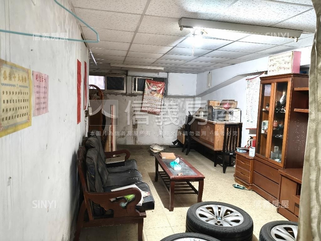 萬芳興隆低總金店面房屋室內格局與周邊環境