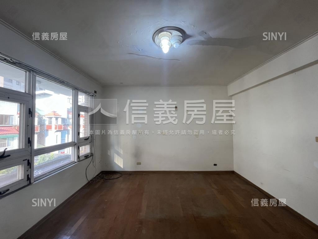 北區綠意盎然衛道新世界房屋室內格局與周邊環境