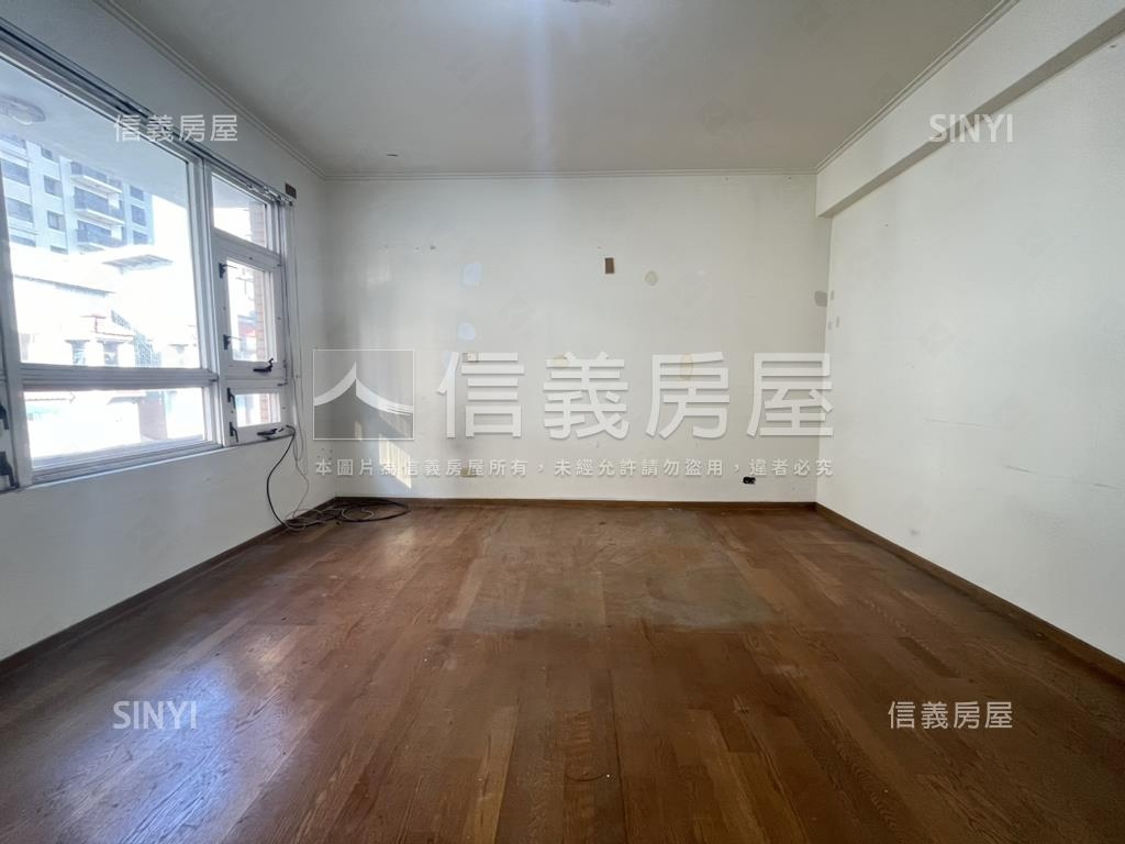 北區綠意盎然衛道新世界房屋室內格局與周邊環境
