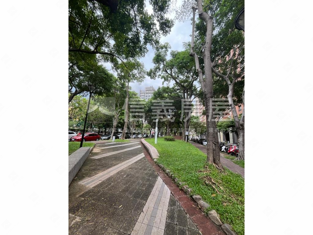 北區綠意盎然衛道新世界房屋室內格局與周邊環境
