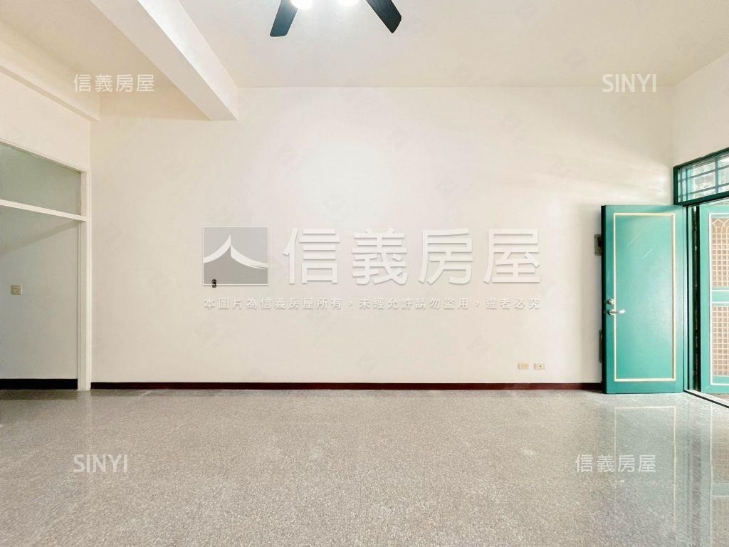 清水臨路車庫停車房屋室內格局與周邊環境
