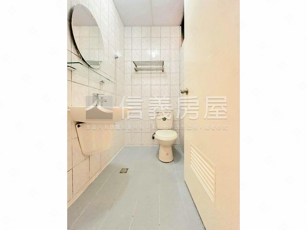 清水臨路車庫停車房屋室內格局與周邊環境