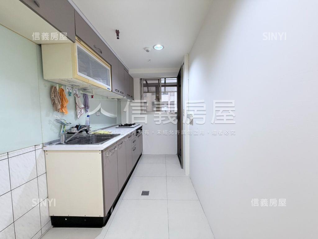 高樓琉森湖三房房屋室內格局與周邊環境