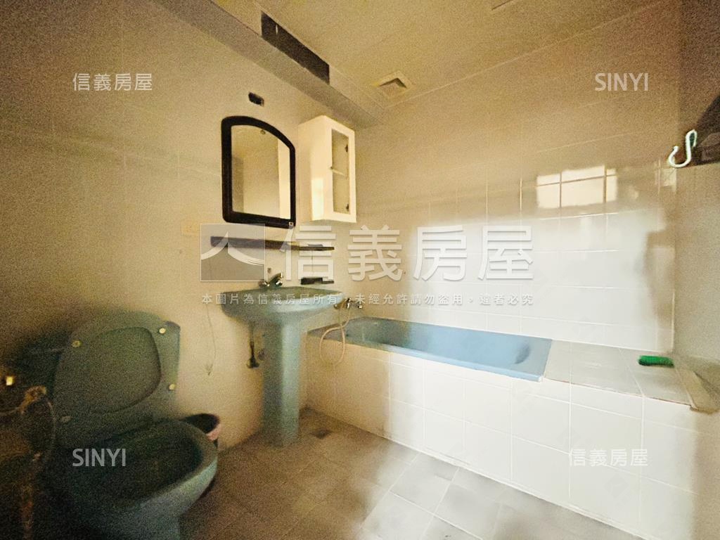 塔城龍門．面公園露台戶Ａ房屋室內格局與周邊環境