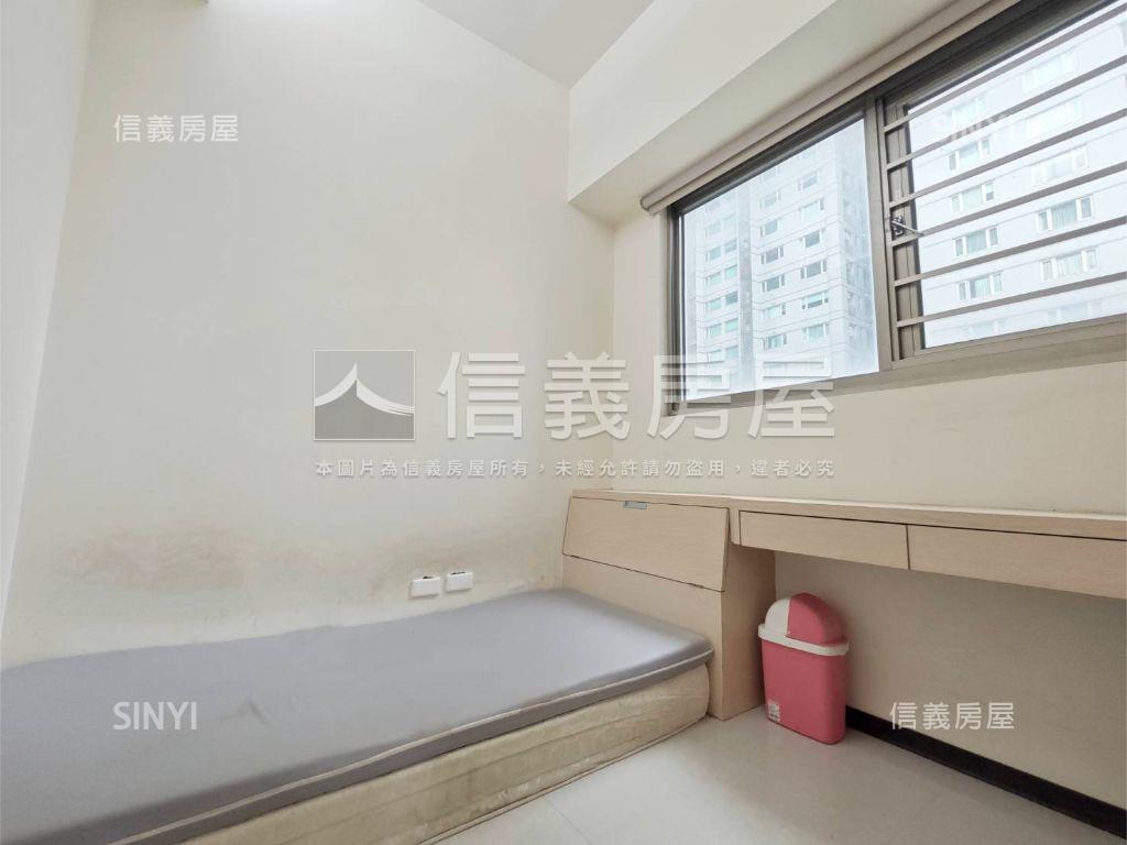 山林海河景捷運大兩房房屋室內格局與周邊環境