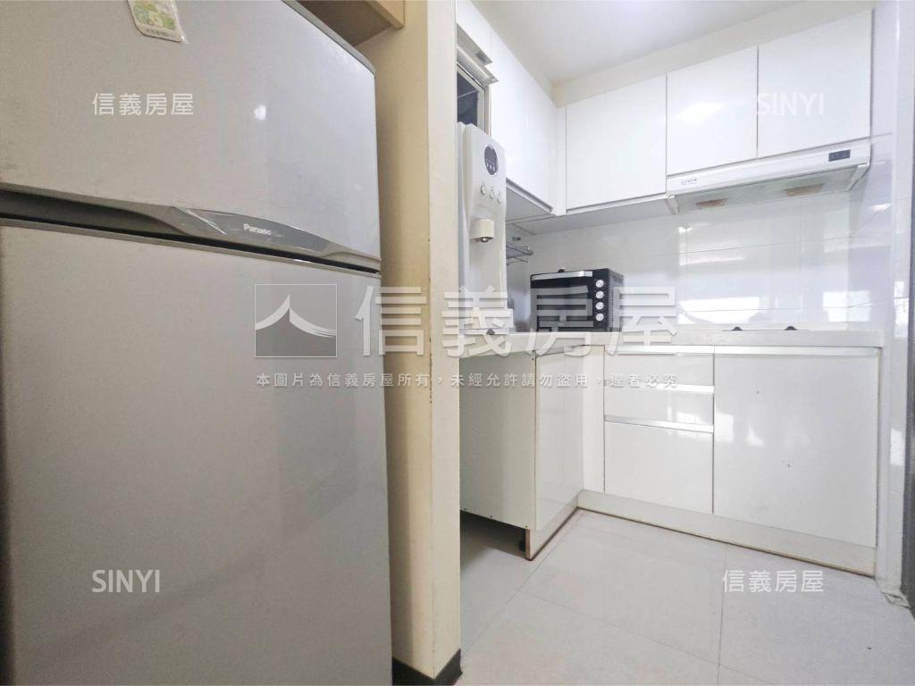 山林海河景捷運大兩房房屋室內格局與周邊環境