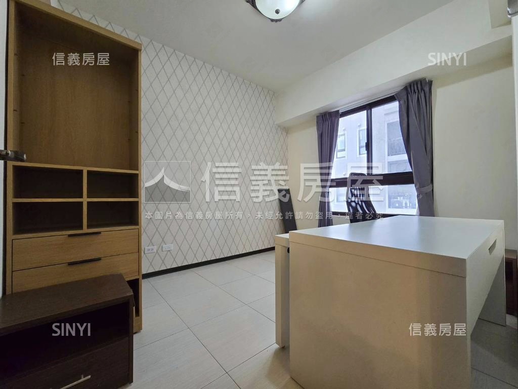 鼎藏璞麗成家方正三房車位房屋室內格局與周邊環境