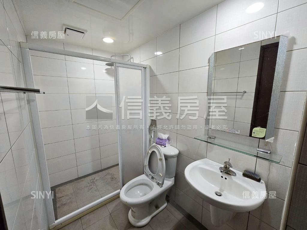 鼎藏璞麗成家方正三房車位房屋室內格局與周邊環境