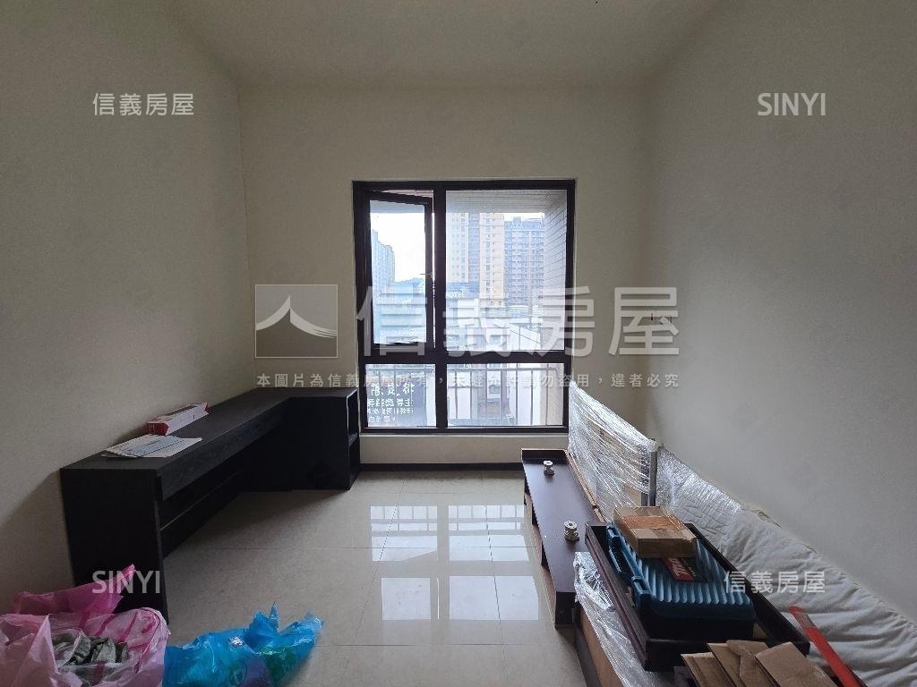 哲里。建商屋況無裝潢三房房屋室內格局與周邊環境