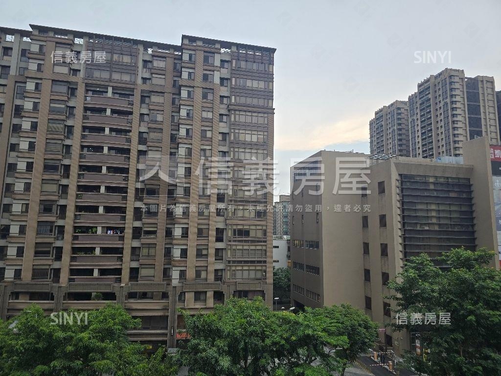 哲里。建商屋況無裝潢三房房屋室內格局與周邊環境