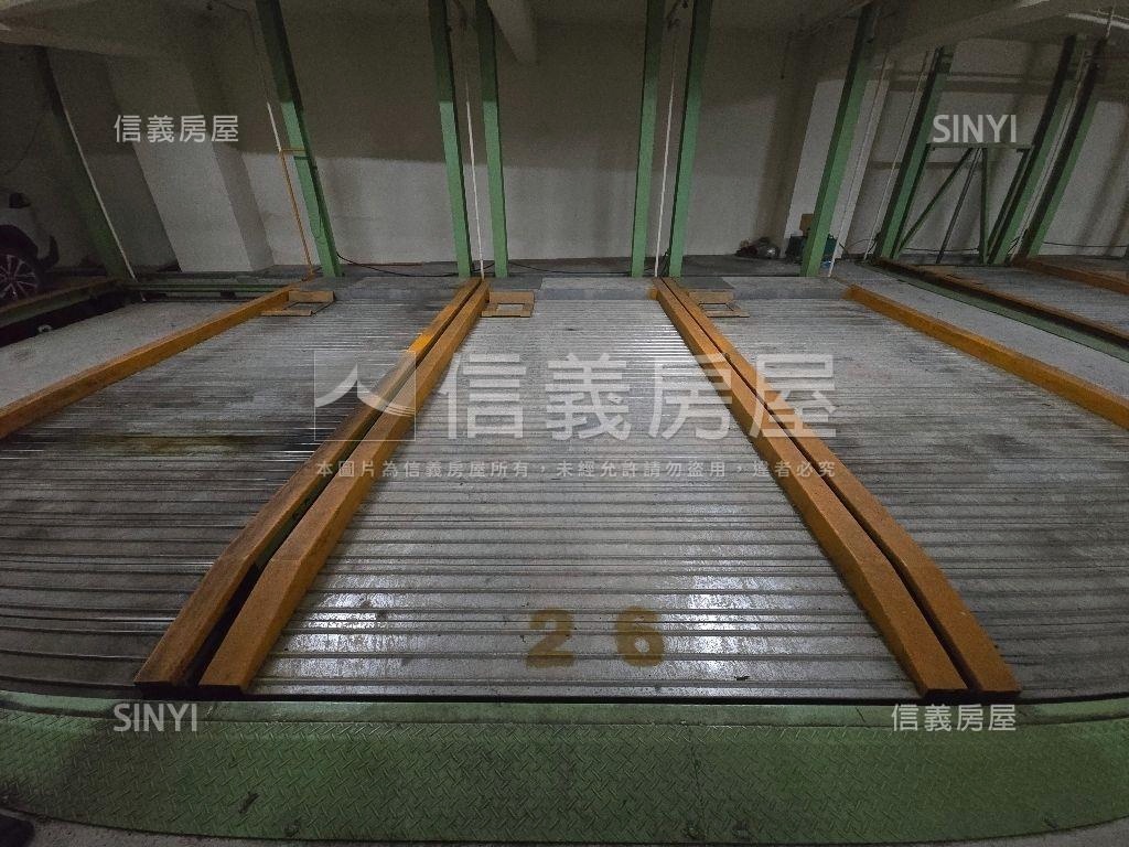 哲里。建商屋況無裝潢三房房屋室內格局與周邊環境