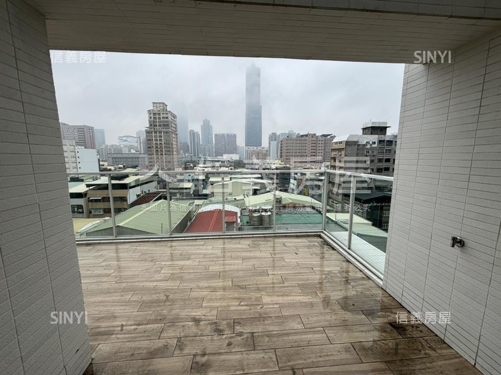 百貨商圈隱市豪邸房屋室內格局與周邊環境
