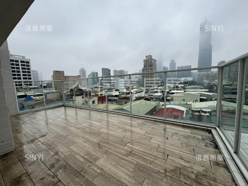 百貨商圈隱市豪邸房屋室內格局與周邊環境