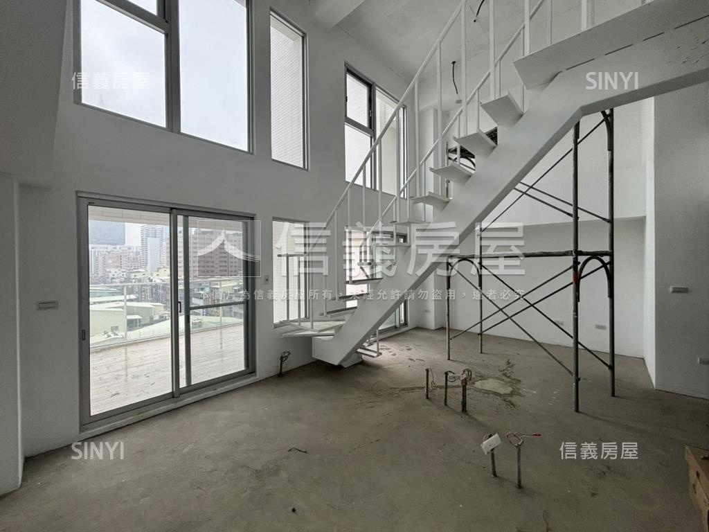 百貨商圈隱市豪邸房屋室內格局與周邊環境