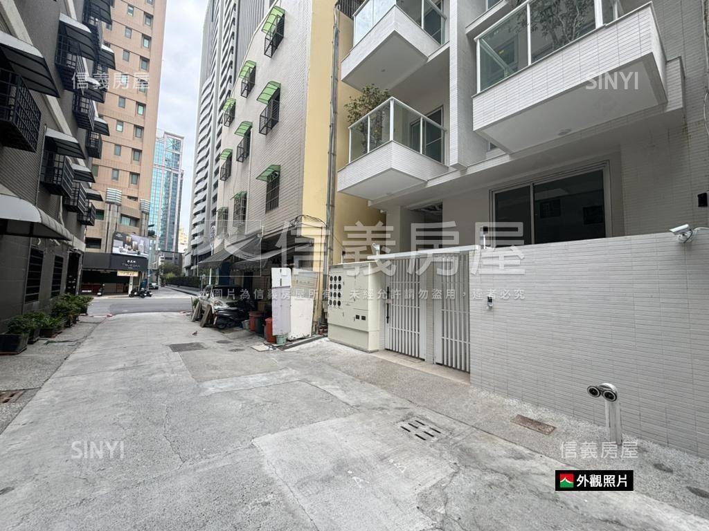 百貨商圈隱市豪邸房屋室內格局與周邊環境