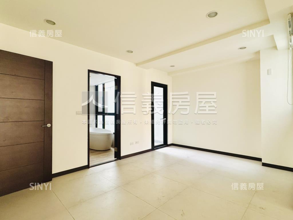 翡翠森林朝北電梯雙車宅邸房屋室內格局與周邊環境