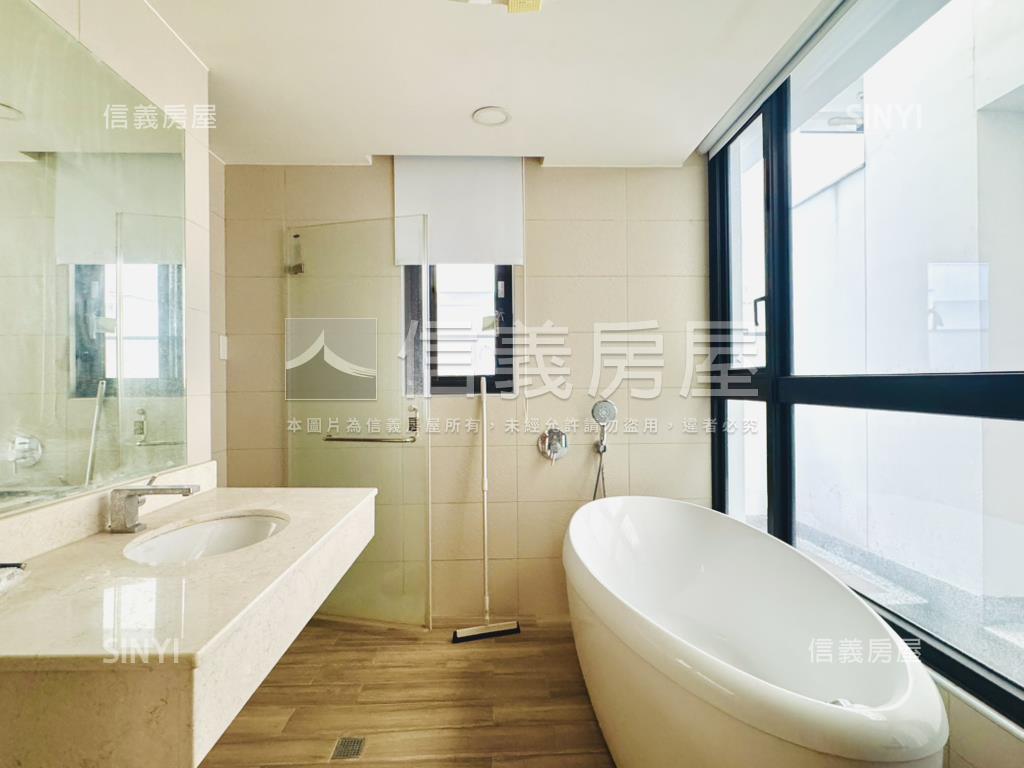 翡翠森林朝北電梯雙車宅邸房屋室內格局與周邊環境