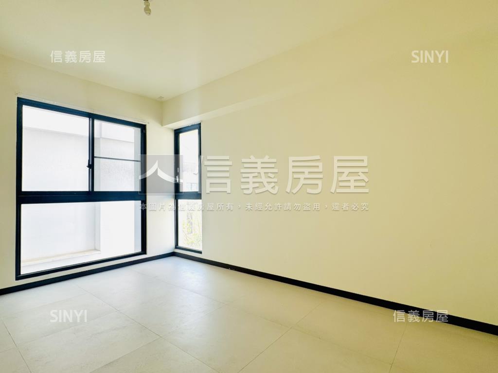 翡翠森林朝北電梯雙車宅邸房屋室內格局與周邊環境