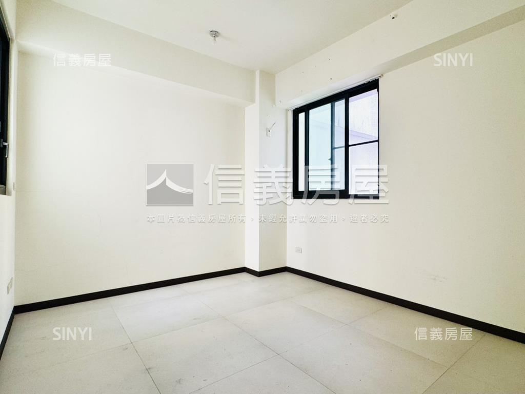 翡翠森林朝北電梯雙車宅邸房屋室內格局與周邊環境