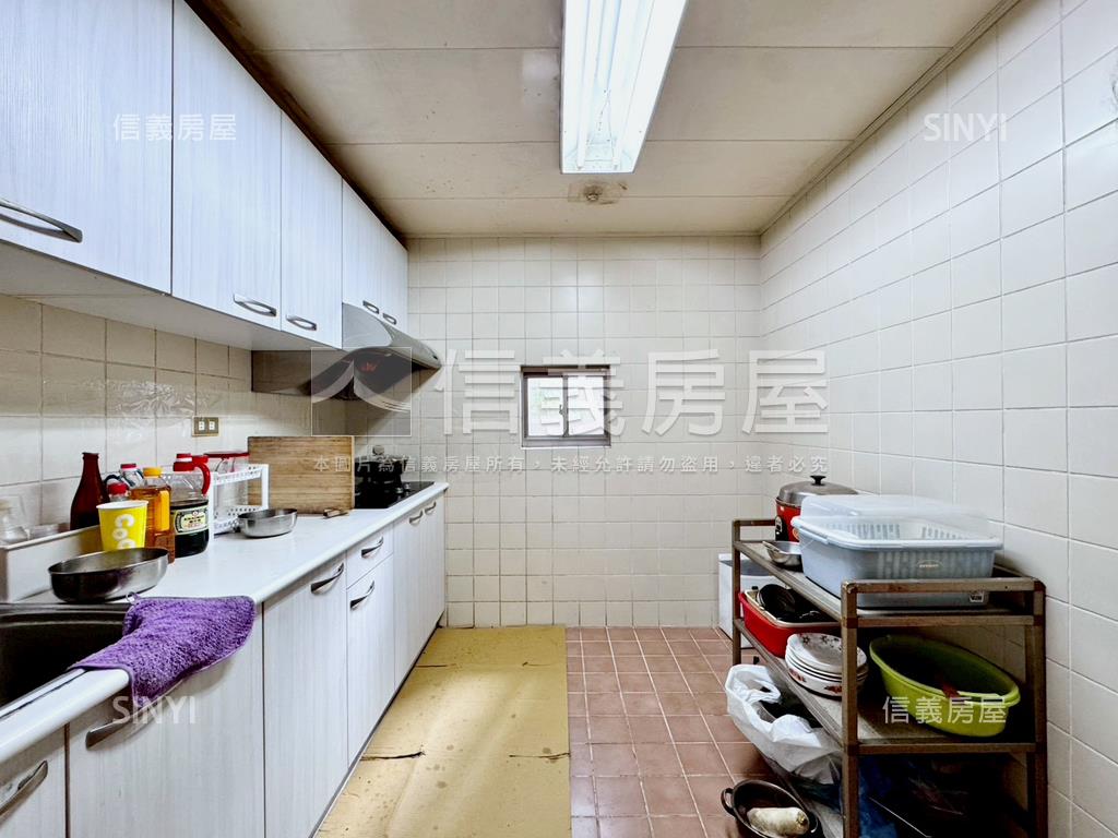 北區國泰建設採光大四房房屋室內格局與周邊環境