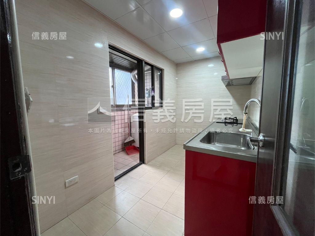 挺你成家●文化４房車位邸房屋室內格局與周邊環境