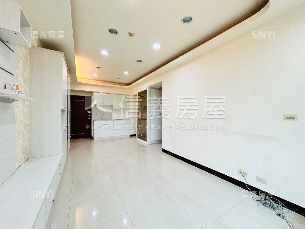 【專任】近台北橋方正二房房屋室內格局與周邊環境