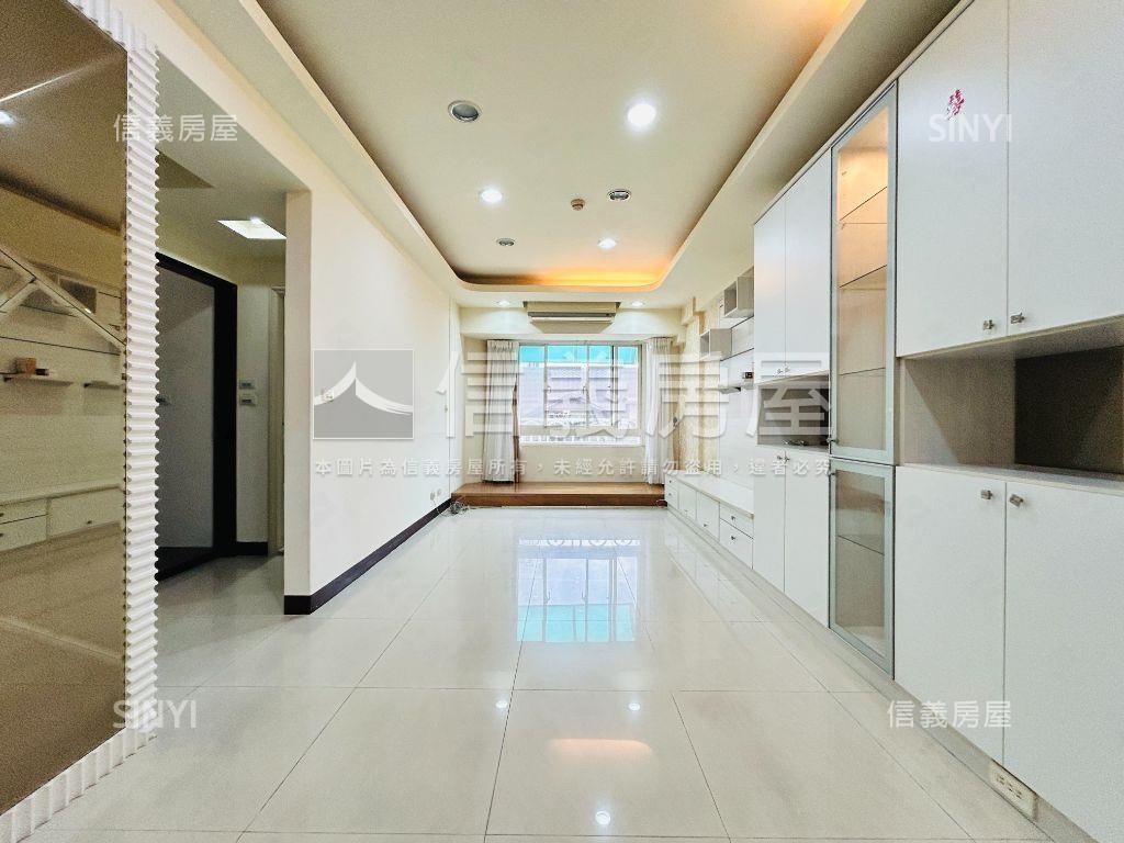 【專任】近台北橋方正二房房屋室內格局與周邊環境