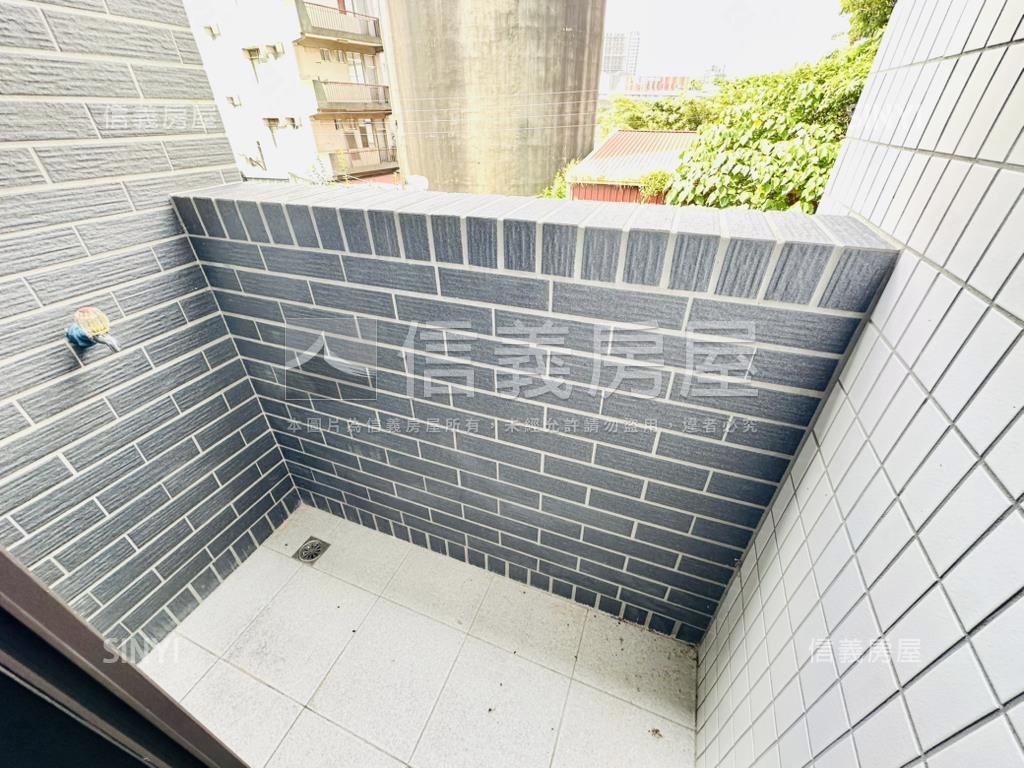 專任近新時代美屋附車位房屋室內格局與周邊環境