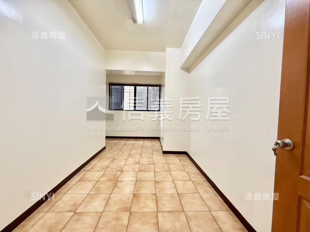 老松富邑三樓美華廈房屋室內格局與周邊環境