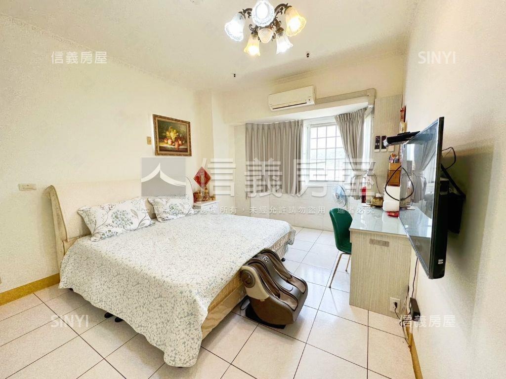 本棟景觀美景愛河四房房屋室內格局與周邊環境